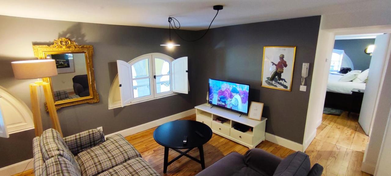 Le Gramont Apartment *